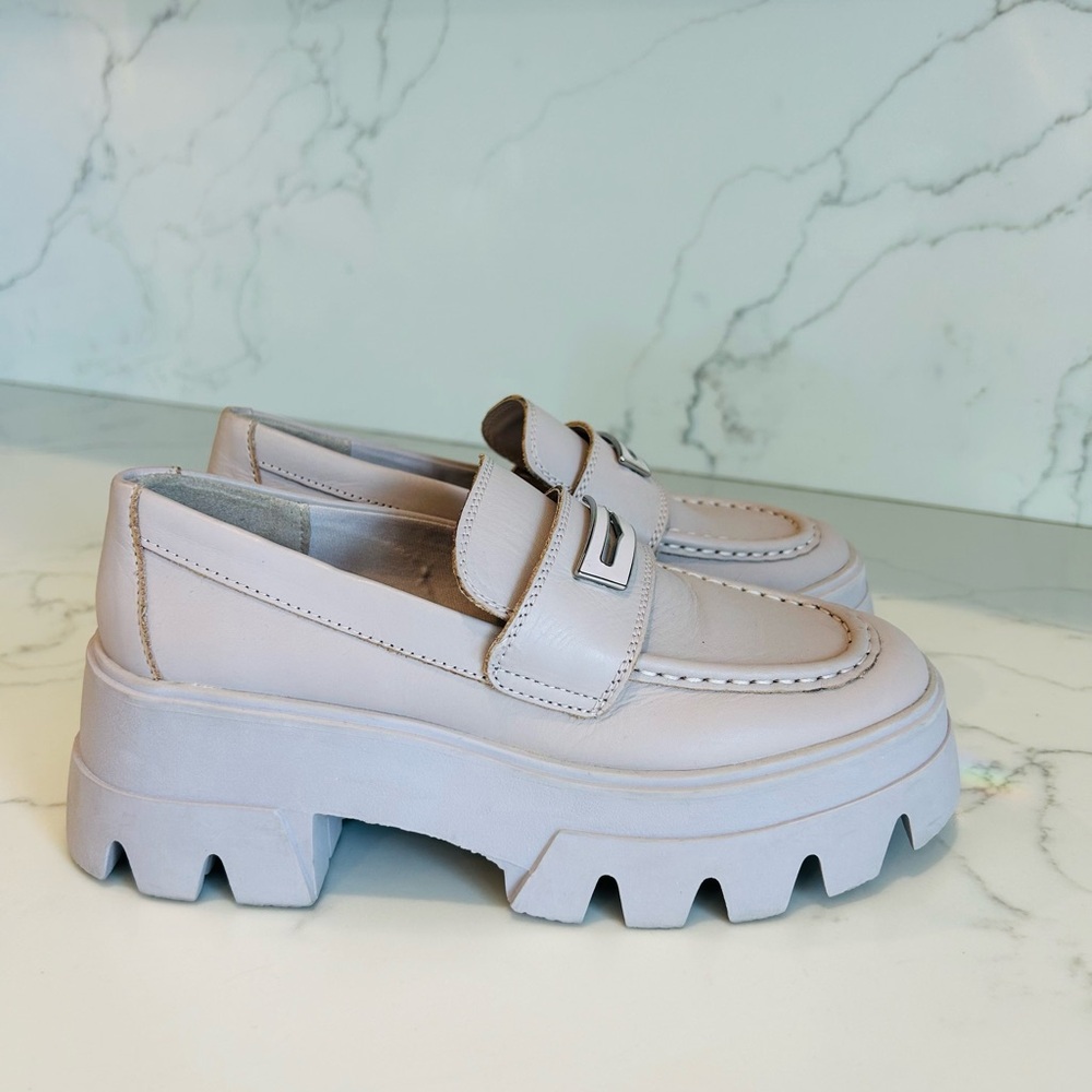 NWT Aldo Grandwalk chunky sole loafer